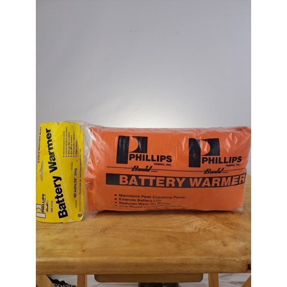 New in package Phillips Thermo Battery Warmer 50 watts/125 volts/28" long